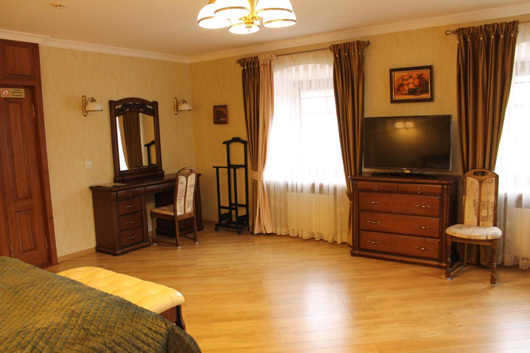 Bedroom 2, Spadok, Kamianets'-Podil's'ka