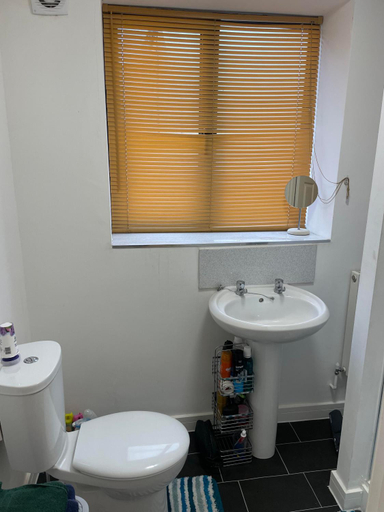 Bathroom 3, City Rooms by Capital Pads, Gloucestershire