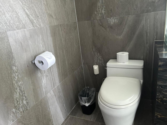 Bathroom 3, Seongsan Marina Hotel, Seogwipo