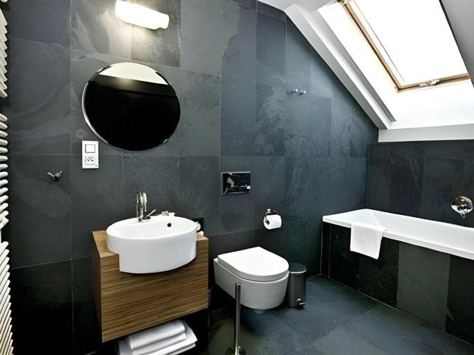 Bathroom 4, Noir Hotel, Paris