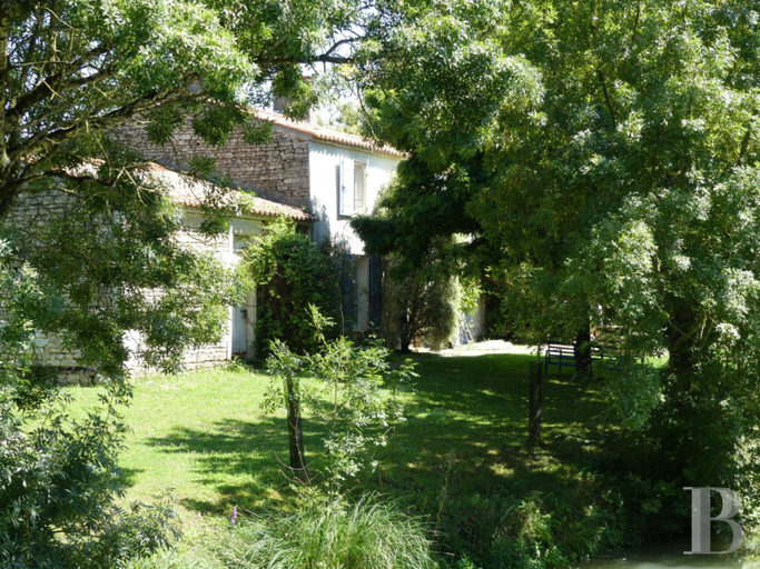 Others 4, ONEIRO NISOS, Vendée