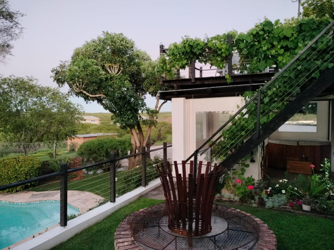 Others 5, Little Tree loft 2, Nelson Mandela Bay