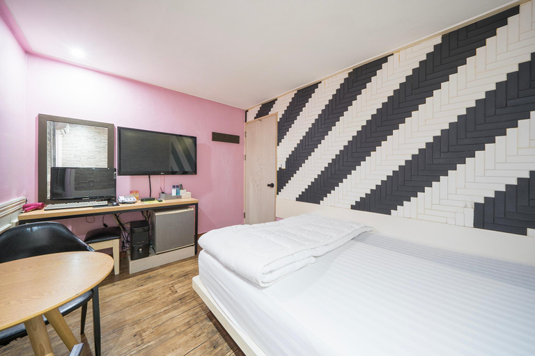 Bedroom 3, Daegu Duryu Athens, Buk
