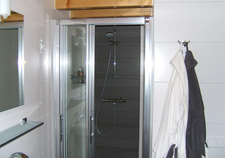 Others 3, watervilla-albertje, Amsterdam