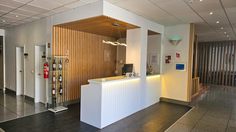 Public Area 3, Hotel Laitau, Setúbal
