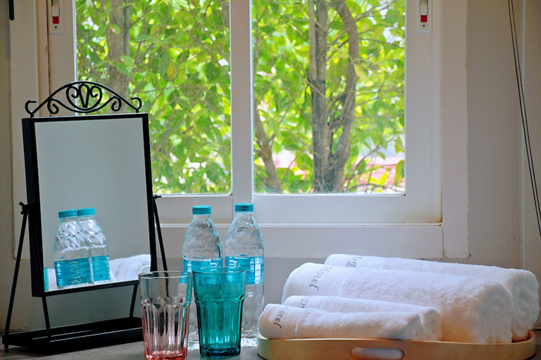 Bedroom 2, R 17 Living Hotel, Din Dang