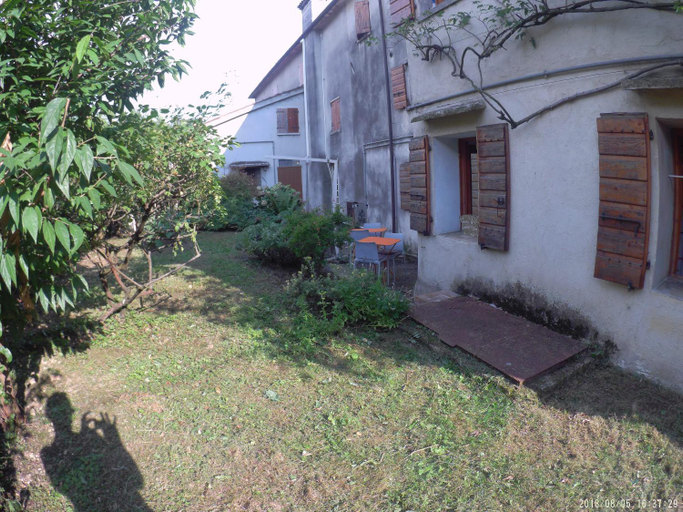 Others 4, B&B Rosales, Treviso