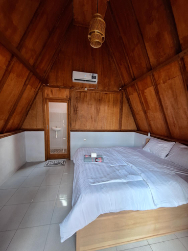 Bedroom 2, D' Rinjani View Bungalow, Lombok