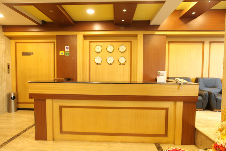 Public Area, Hotel Arasan Sapthagiri, Madurai