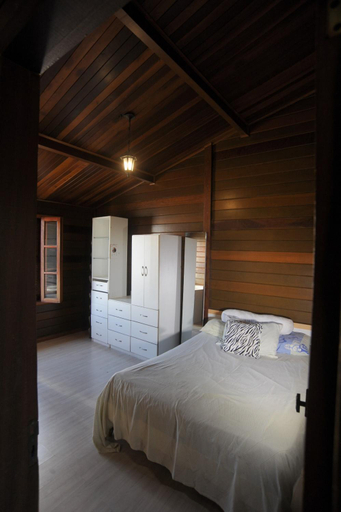 Others 3, CASA DE MADEIRA, Conselheiro Lafaiete