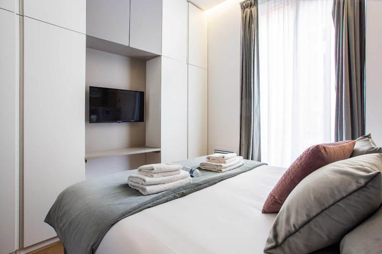 Bedroom 2, Elegant apartment - 2BR/6P - Porte Saint-Denis, Paris