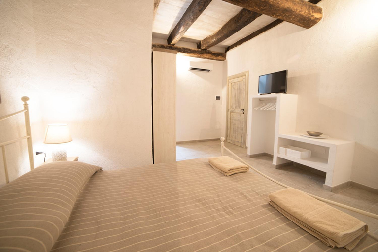 Others 4, Aria di Vico Aparthotel, Foggia