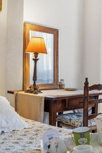 Bedroom 2, L'ORANGERIE Chambres d'hotes de charme, Hérault