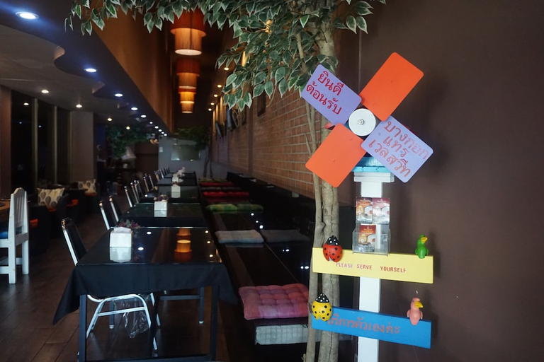 Food & Drinks 4, Bangkok Travel Suites, Muang Nonthaburi