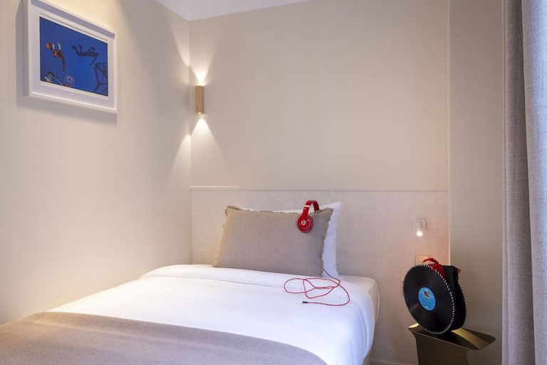 2, Sweet Hotel, Paris