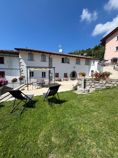 Others 4, Villa Mariolino, Bergamo