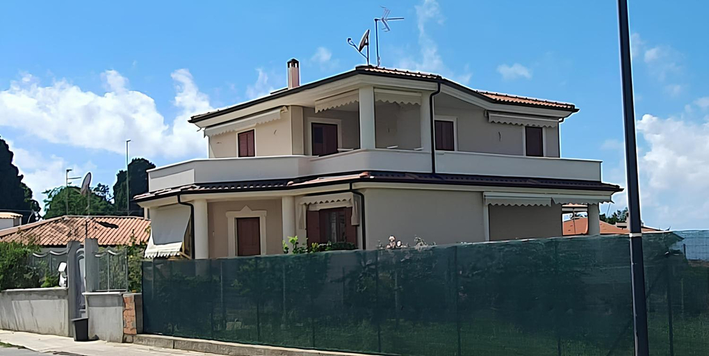 Others 2, Villa G&G, Vibo Valentia