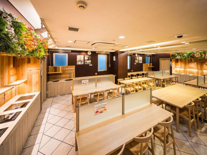 Food & Drinks 4, Super Hotel Subway Tanimachi 4-chome Exit 6, Osaka