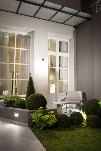 Exterior & Views 1, La Lanterne & Spa by Timhotel, Paris