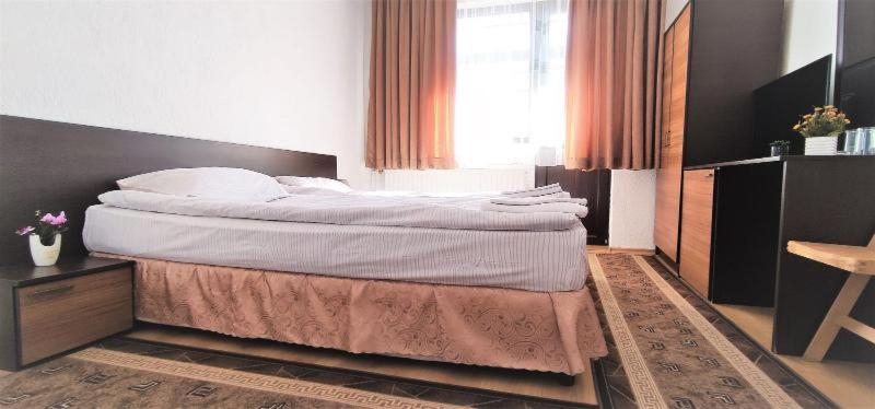 Others 5, Djolevi Guesthouse, Bansko