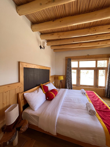 Bedroom 2, Namra Villa, Leh