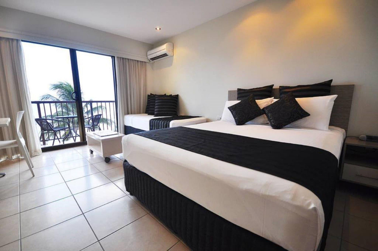 Bedroom 3, Aquarius On The Beach, North Ward-Castle Hill