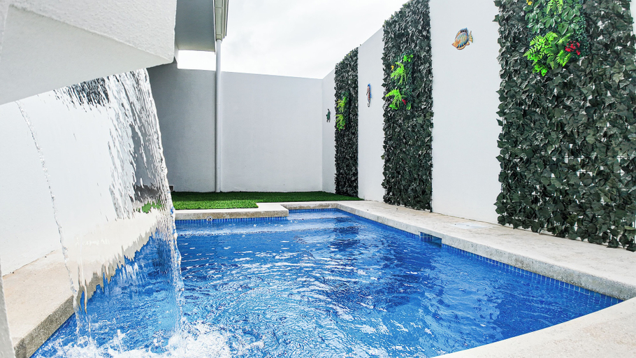 Pool 3, Macaw House with private pool, Garabito