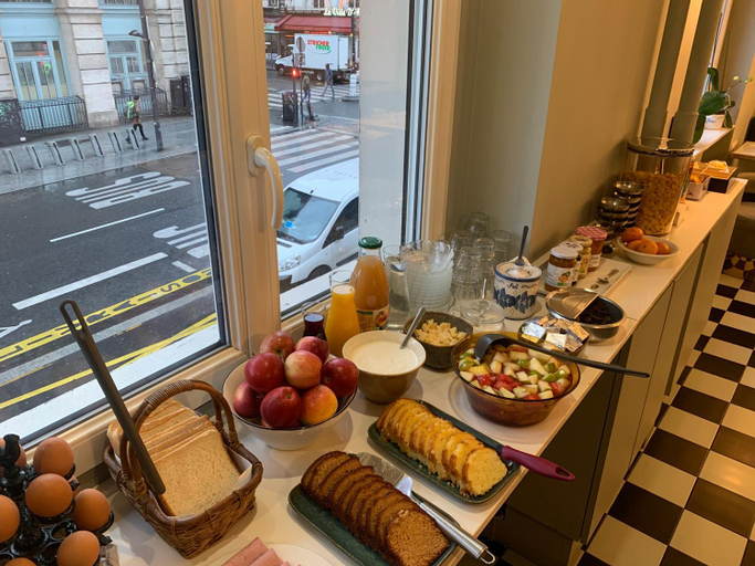 Food & Drinks 4, Picardy Hotel - Gare du Nord, Paris