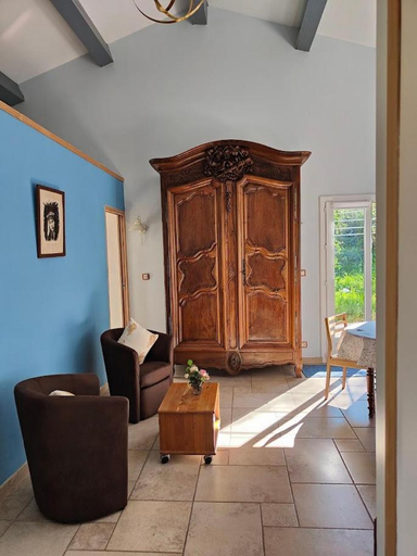 Others 4, Chambres d'hotes au temps des cerises, Var