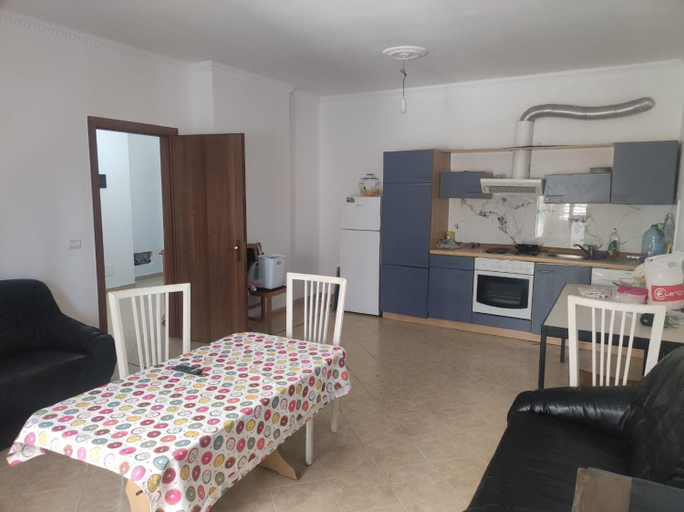 Others 4, Appartamento accogliente a Durazzo, vicino al mare, Durrësit