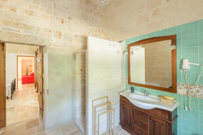 Bathroom 3, Casolare Lodedo, Brindisi
