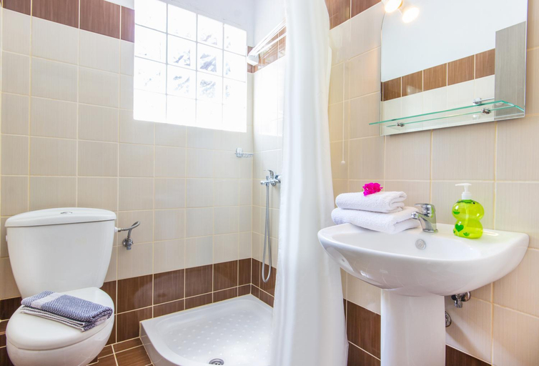 Bathroom 2, RG Studios Thassos #5, East Macedonia and Thrace