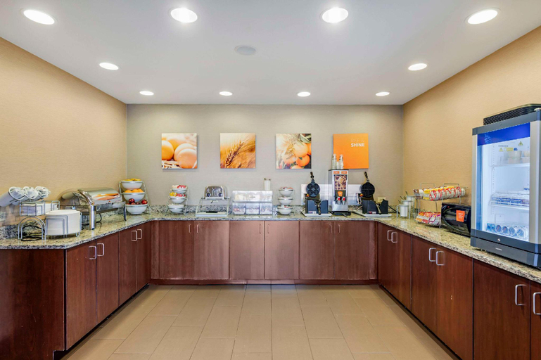 Food & Drinks 5, Comfort Inn & Suites, Laramie