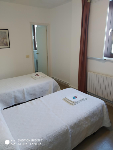 Others 2, Hostal padornelo, Lugo