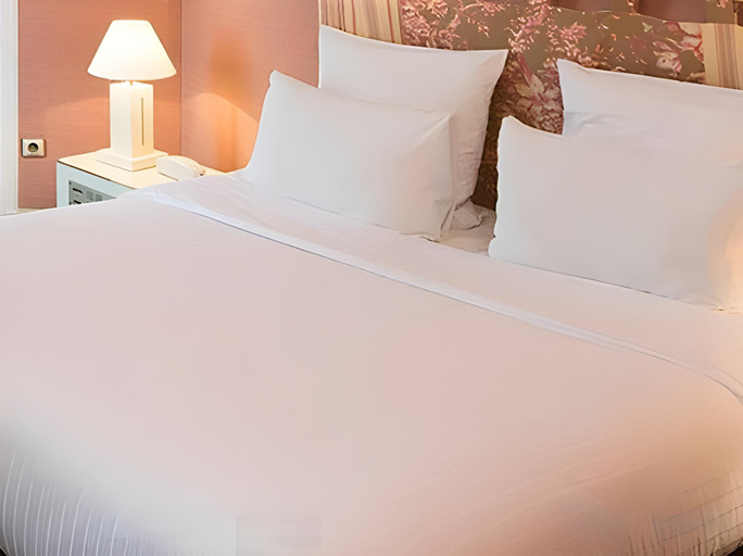 Bedroom 3, Hotel Elysa Luxembourg, Paris