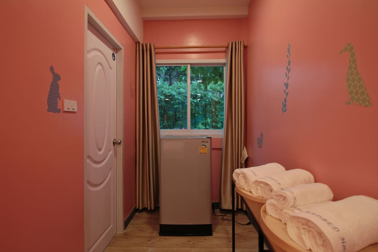 Others 5, R 17 Living Hotel, Din Dang