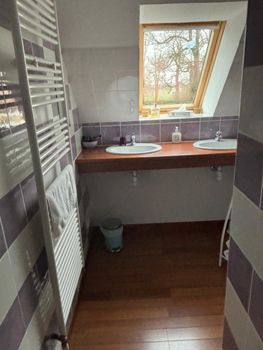 Bathroom 4, Le Blockhaus de Domleger et Spa, Somme