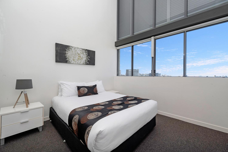 Bedroom 2, Townsville CBD Stadium Apartment - 2BR - 2BA - 2 Secure Car Spaces, City