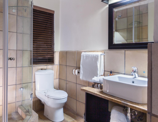 Bathroom 3, InnJoy Boutique Hotel, City of Tshwane