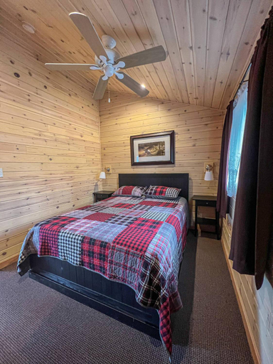 Others 5, Ahmic Lake Resorts Black Bear Cottage, Parry Sound