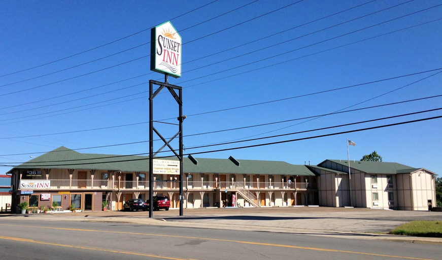 Others 2, Sunset Inn-Rolla, Phelps