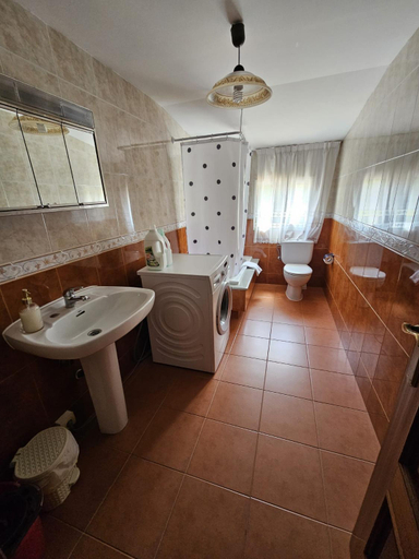 Others 2, Habitaciones Pension Lubina, Pontevedra