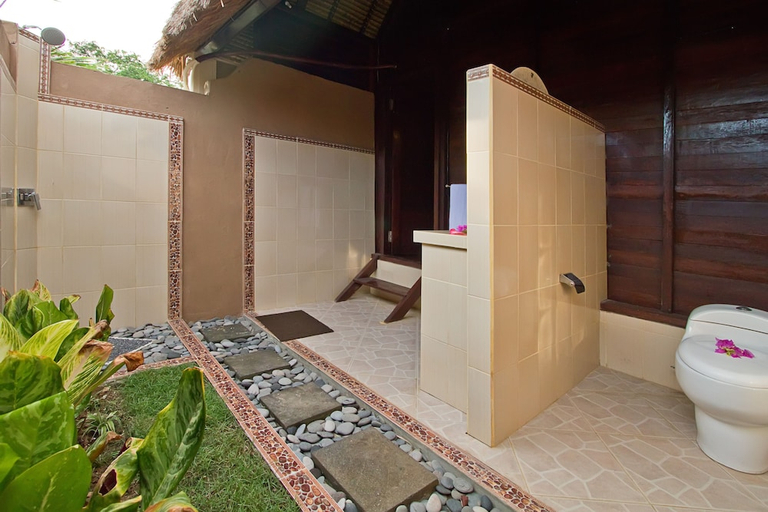 Bathroom 3, Lembongan Bay Shore Huts, Klungkung
