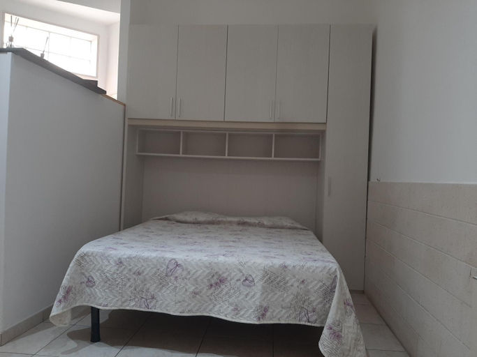 Bedroom 2, La Casetta, Taranto