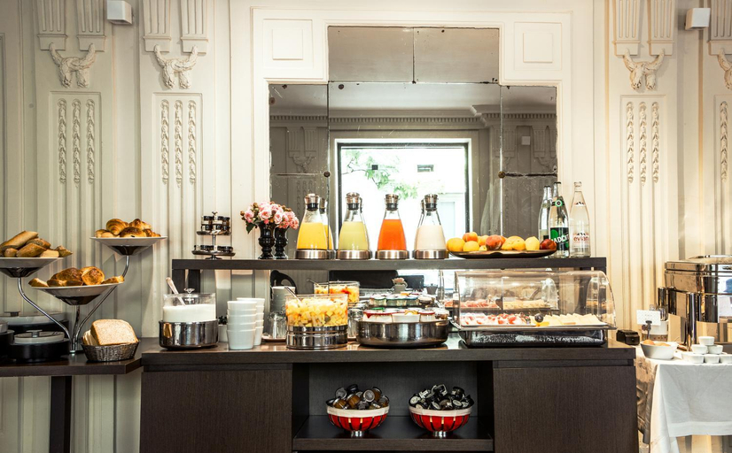 Food & Drinks 5, Hotel Des Saints Peres, Paris