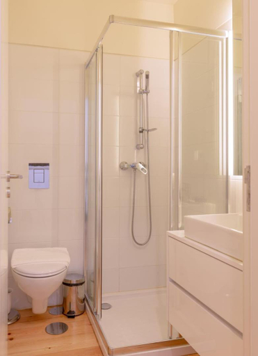 Bathroom, GuestReady - Catorze de Outubro Houses 423, Vila Nova de Gaia