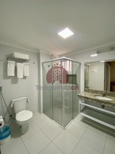 Bathroom 3, Piazza diRoma com acesso ao Acqua Park - Temporada CN, Caldas Novas