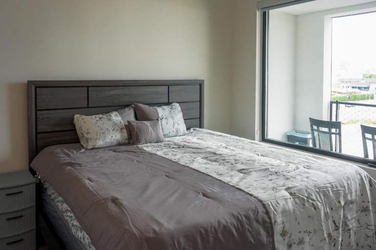 Bedroom 2, The Upper Rooms, Los Angeles