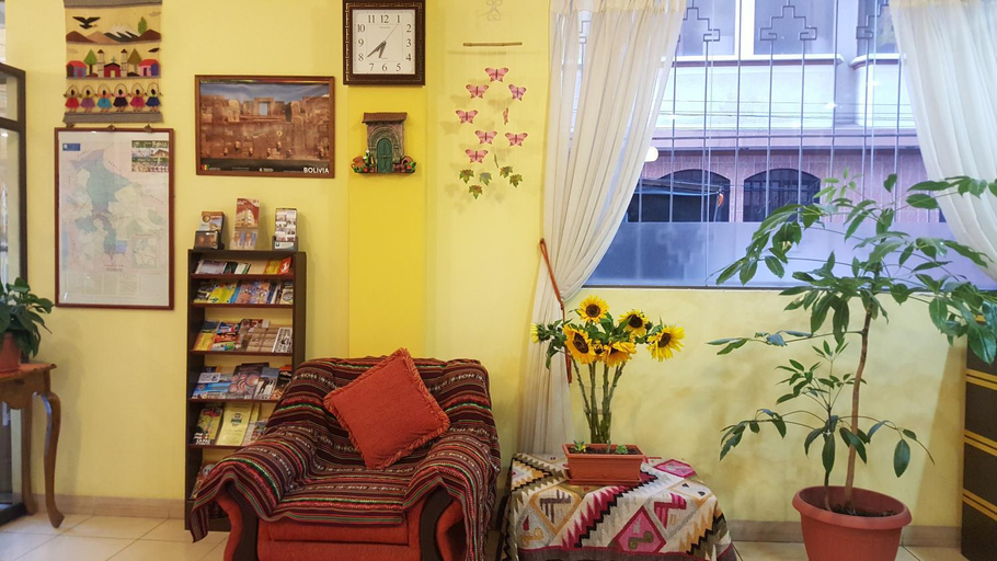 Public Area, Hotel Nuevo Sol, Pedro Domingo Murillo