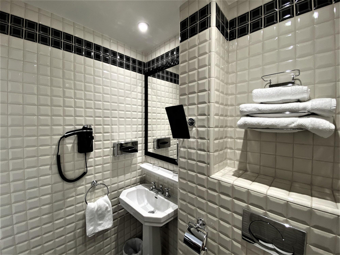 Bathroom 3, Hotel Eber Paris, Paris